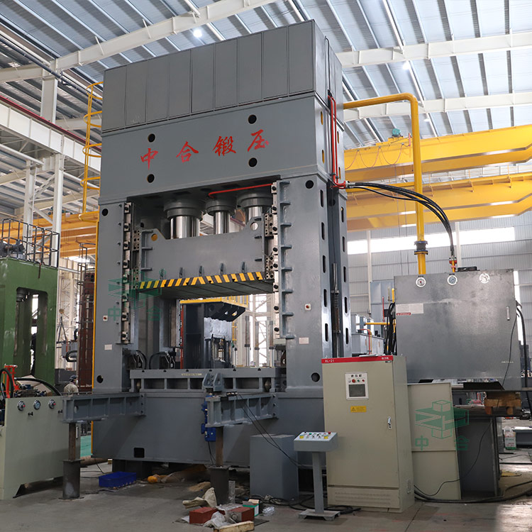 1250噸汽車配件(后橋)成型液壓機(jī) 1250噸汽車配件(后橋)成型液壓機(jī)