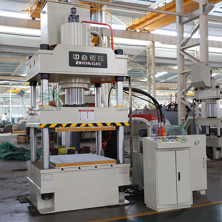 315噸四柱液壓機(jī)車間實(shí)拍.jpg 315噸四柱液壓機(jī)車間實(shí)拍.jpg