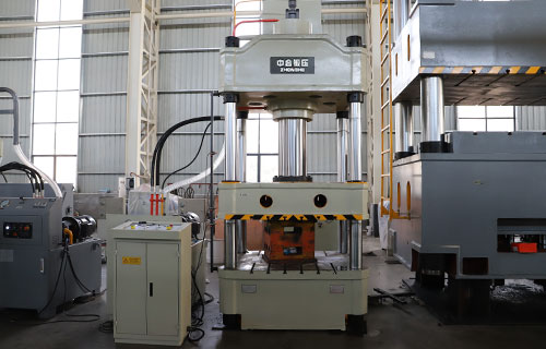 315噸四柱液壓機如何維護與保養(yǎng)？滕州液壓機廠家的專業(yè)建議