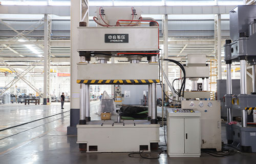 滕州液壓機(jī)廠(chǎng)家哪家好？中合鍛壓20年制造經(jīng)驗(yàn)品質(zhì)保障