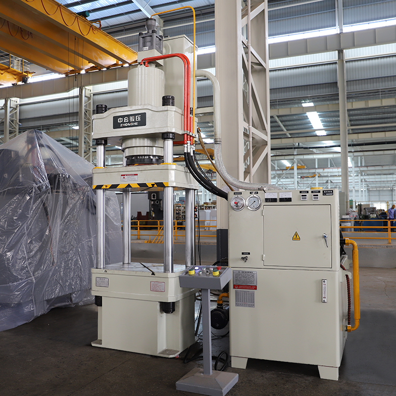 200噸三梁四柱液壓機 200噸三梁四柱液壓機