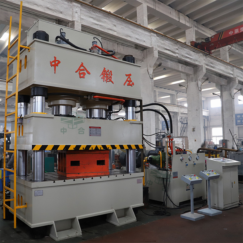 汽車配件生產(chǎn)設(shè)備—800噸四柱液壓機(圖2)