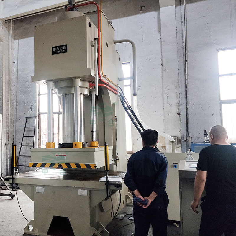 400噸單柱液壓機(jī) 400噸單柱液壓機(jī)